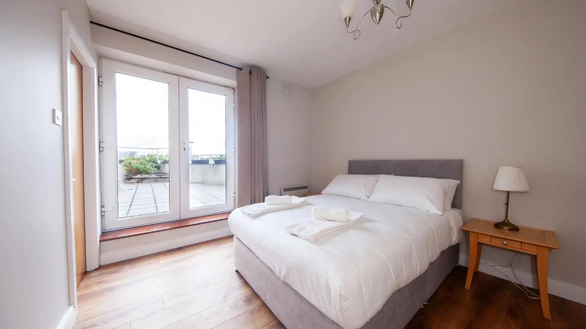 Spacious 2 Bedroom Property Close To City Centre Dublin